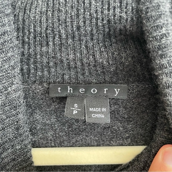 Theory Xavia Royal Waffle Rib Cashmere Sweater Small turtleneck grey minimalist - Picture 4 of 11